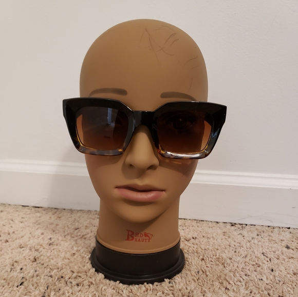 🎉Leopard Print Me🎉 - Picture 2 of 4